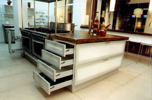 Ampliar Cozinha Atual 266 no site da Marcenaria Martins Móvel Cozinha Atual 266