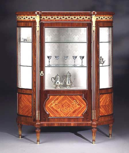 Móvel Cristaleira Classico 13