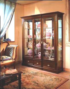 Ampliar Cristaleira Classico 54 no site da Marcenaria Martins Móvel Cristaleira Classico 54