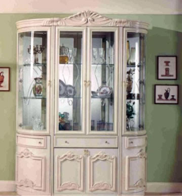 Ampliar Cristaleira Classico 73 no site da Marcenaria Martins Móvel Cristaleira Classico 73