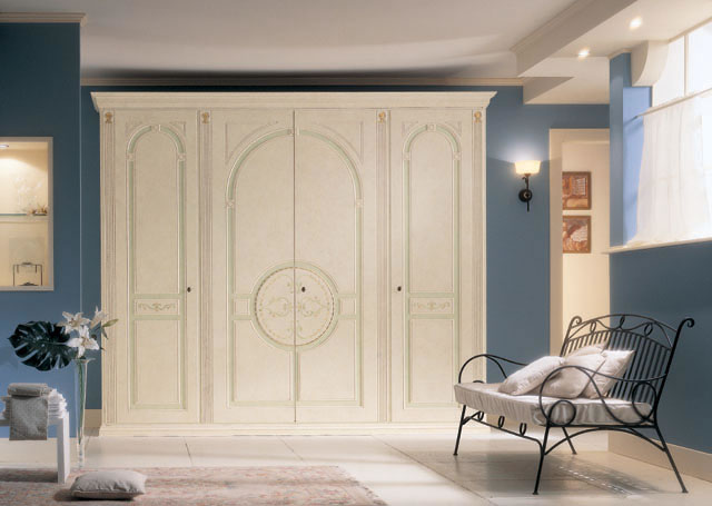 Ampliar Guarda Roupa Classico 45 no site da Marcenaria Martins Móvel Guarda Roupa Classico 45