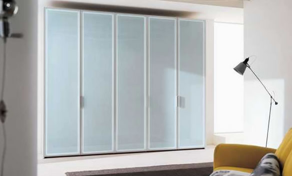 Ampliar Guarda Roupa Moderno 100 no site da Marcenaria Martins Móvel Guarda Roupa Moderno 100