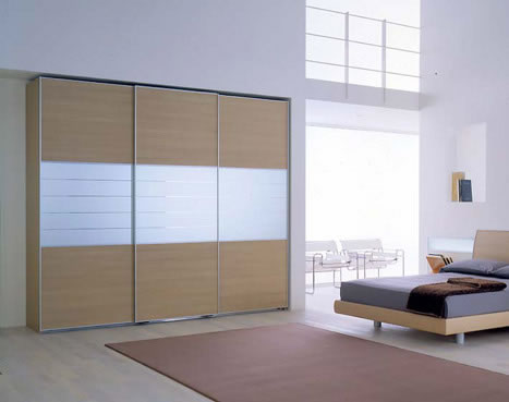 Ampliar Guarda Roupa Moderno 250 no site da Marcenaria Martins Móvel Guarda Roupa Moderno 250