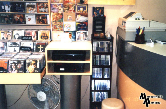 Ampliar Movel Comercial 3 no site da Marcenaria Martins Móvel Movel Comercial 3