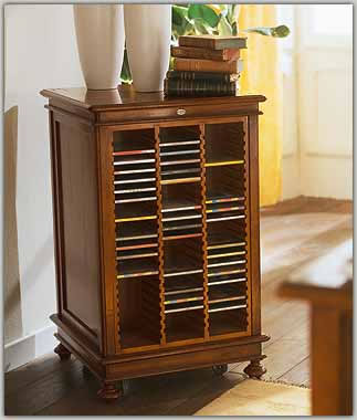 Ampliar Porta Cds 21 no site da Marcenaria Martins Móvel Porta Cds 21