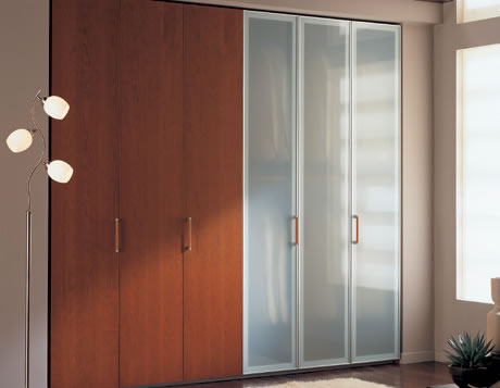 Ampliar Portas Closet 25 no site da Marcenaria Martins Móvel Portas Closet 25